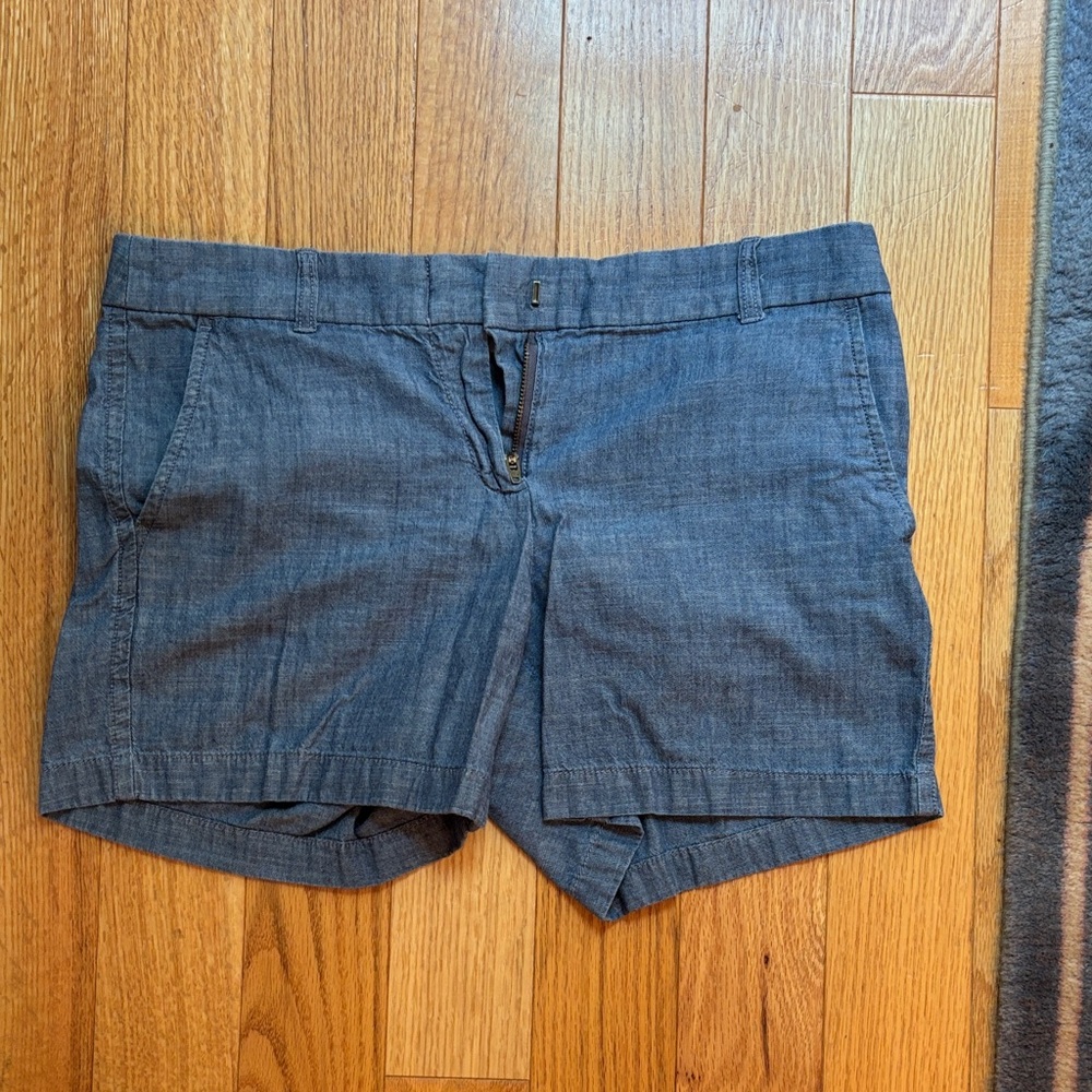 J Crew chino style chambray Shorts size 6